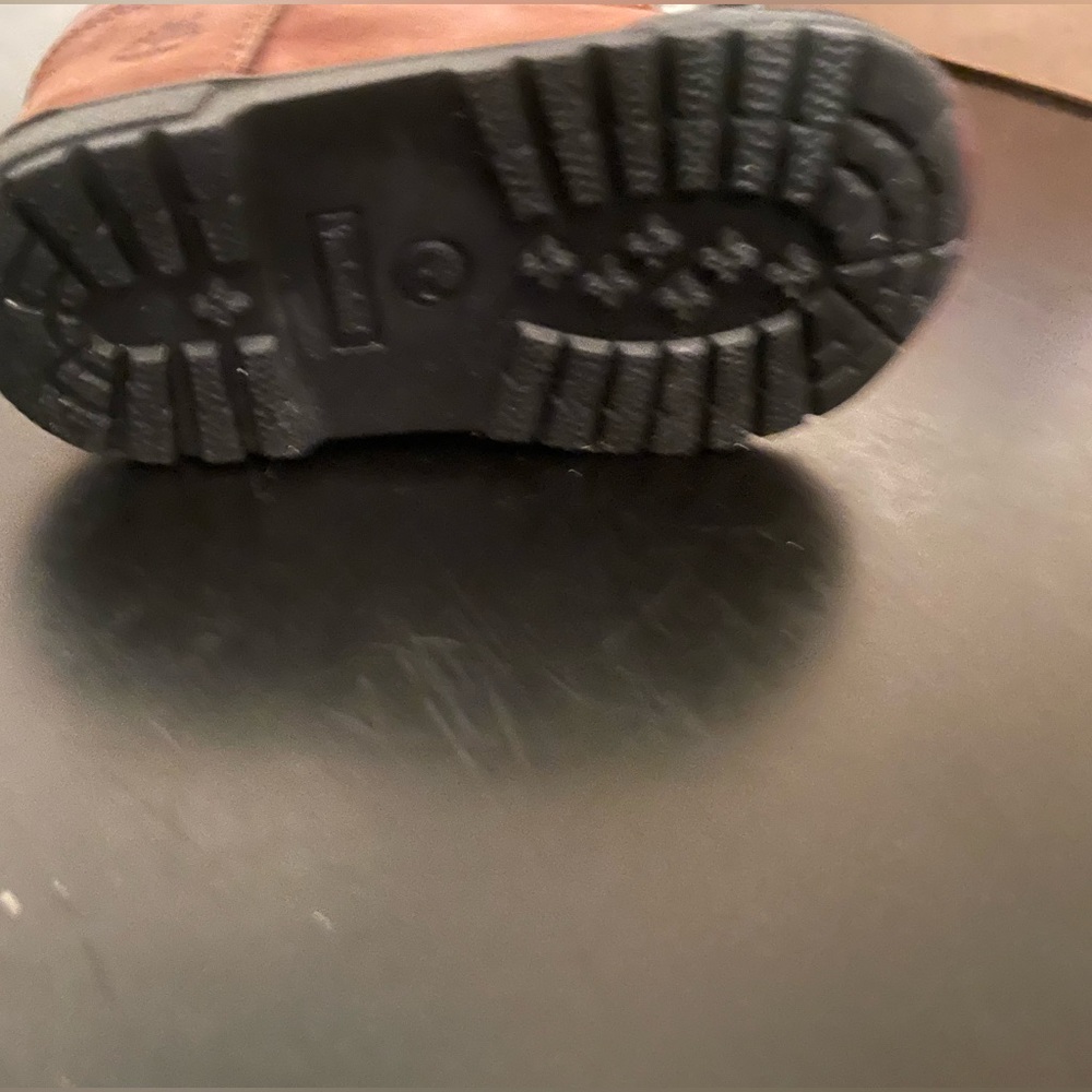 Kids (baby) timberland boots (Beef & Broccoli)